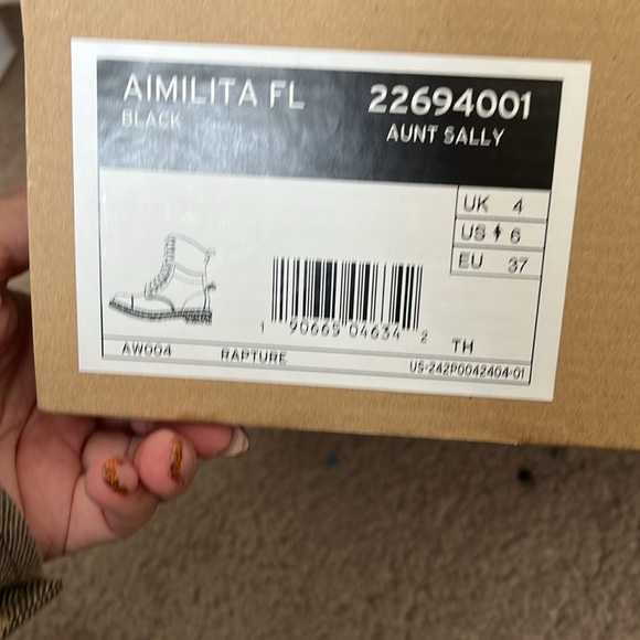 DR MARTENS AIMILITA FAUX FUR LINED LEATHER HIGH BOOTS - Picture 4 of 5